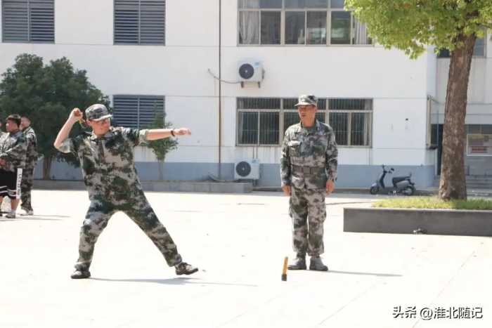 淮北市第十二中学军训风采