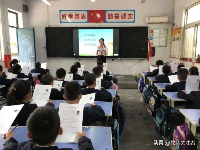 惠济区八堡小学：递交入队申请书  做光荣的少先队员